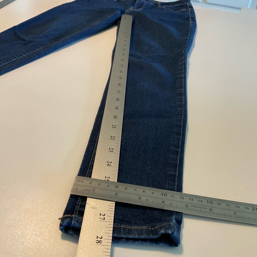 Old Navy Jeans, Mid-Rise, Super Skinny, 5-Pocket, Size 2 - Picture 11 of 11